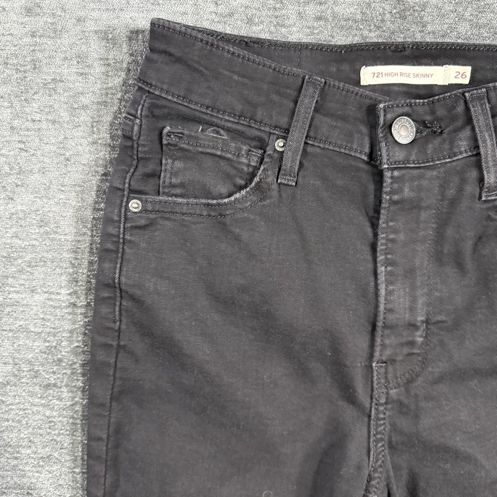 Levi's 721 High Rise Skinny Jeans Women's Size 26 Black Distressed Stretch - Picture 9 of 16